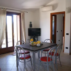 Villetta Indipendente Fronte Spiaggia Ferienhaus Budoni